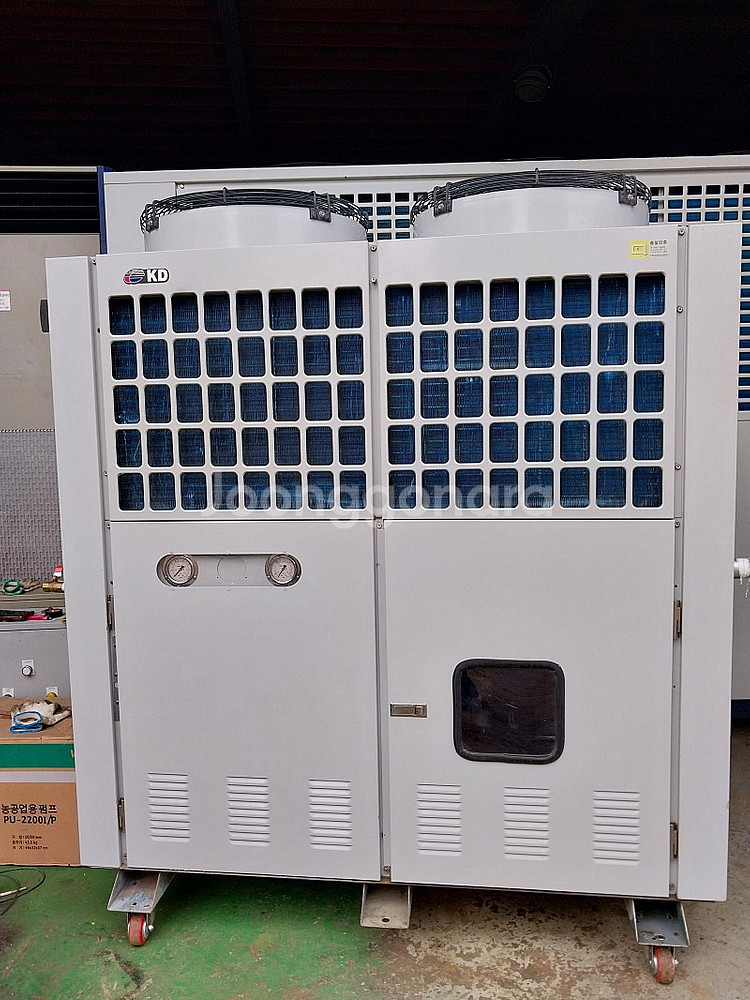 중고 공냉식 칠러냉각기 10마력입니다--0