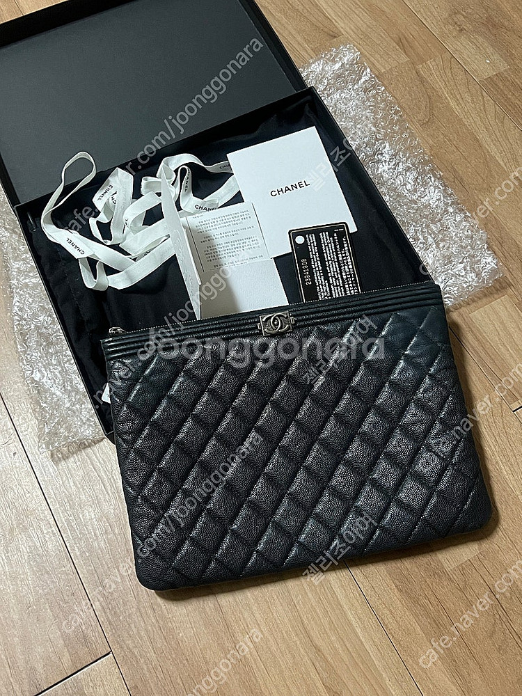 샤넬 뉴미듐 보이클러치--1