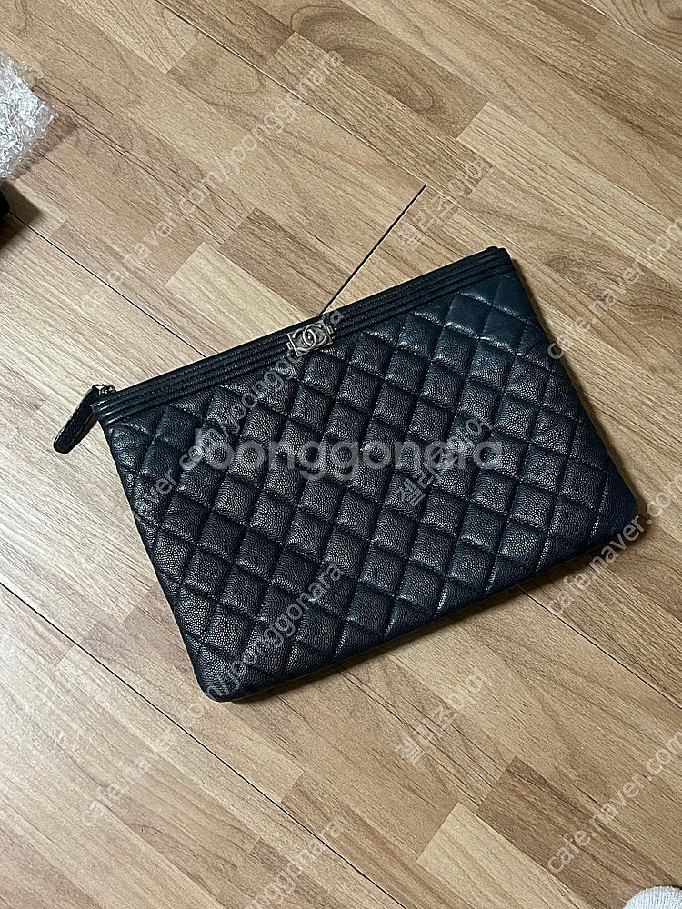 샤넬 뉴미듐 보이클러치--2