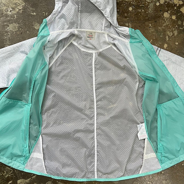 m) 아이더 바람막이 경량 방풍자켓 여성 바람막이 노스페이스 네파 블랙야크 콜롬비아 이미지