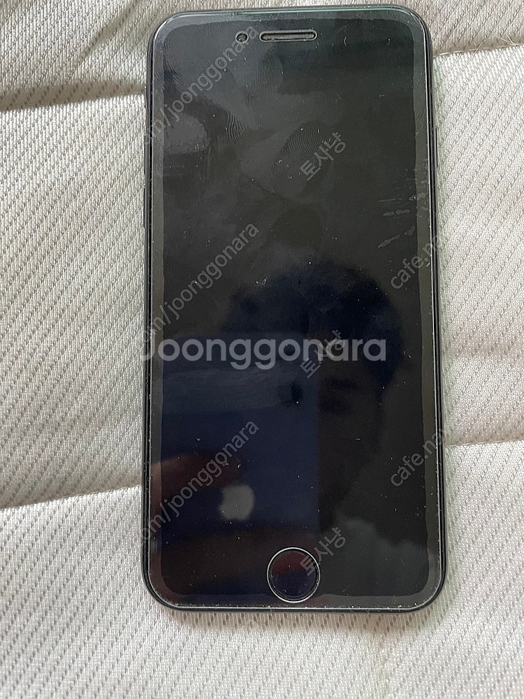 아이폰se2 64팝니다--0