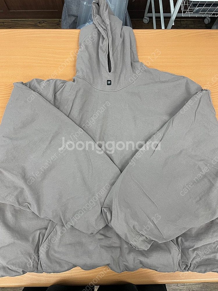 이지 갭 발렌시아가 패딩 후드 베이지 (L)--0