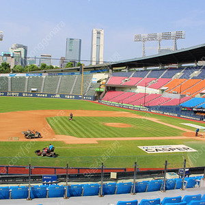 [ 금요일 최저가 ] 9월 6일 엘지트윈스 한화이글스 3루 오렌지석 통로 네이비석 2연석 4연석