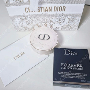 (새제품) Dior 포에버 파우더쿠션 01 디올파우더