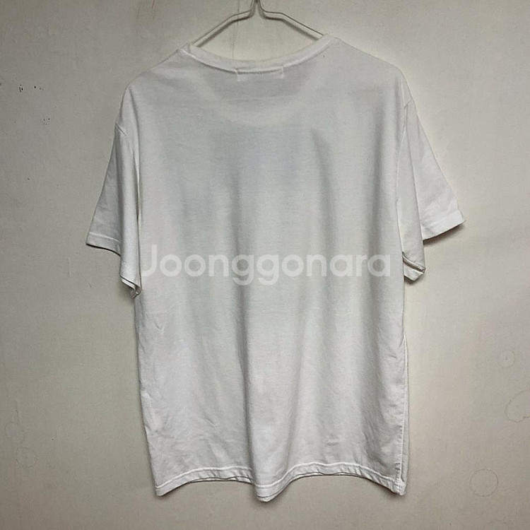 판매 꼼데가르송 남성 반팔티 105XL--2