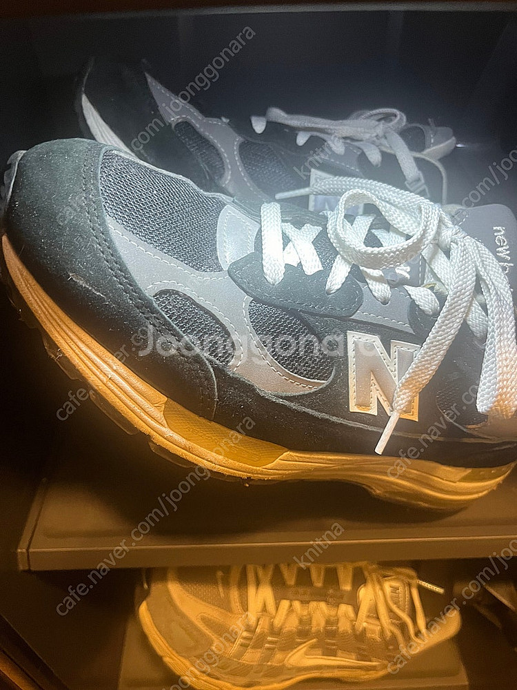 뉴발란스 992 검정 280 사이즈--1