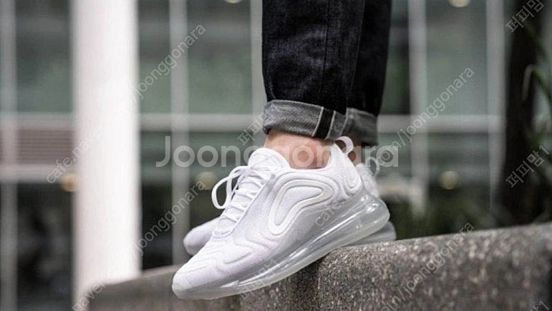 당일발송가능) NIKE 에어맥스 720 화이트 판매합니...--0