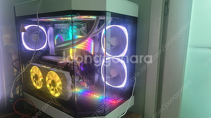 [개인]7800x3d 32g ssd1tb 반본체--0
