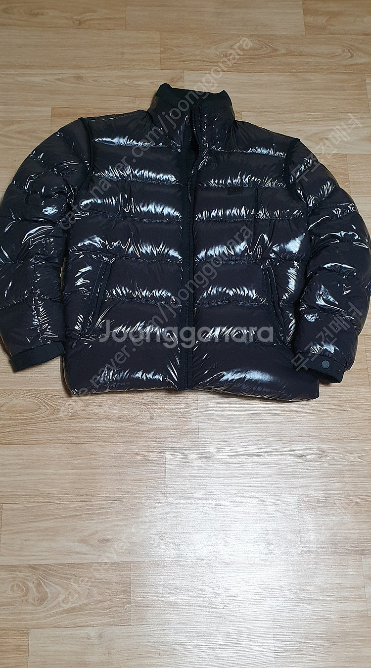 코오롱 거위패딩(유광) 100팝니다 실측기재--0