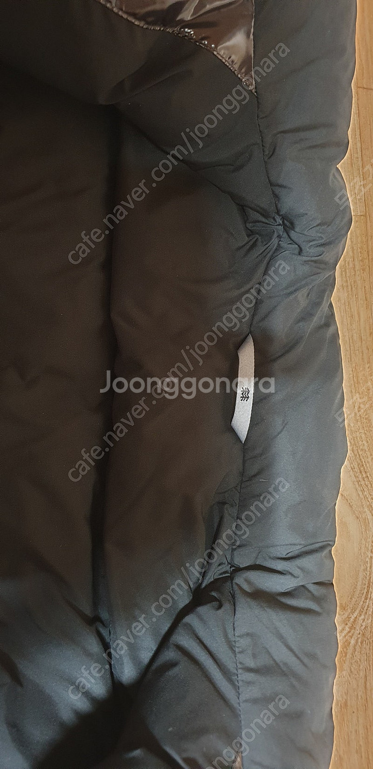 코오롱 거위패딩(유광) 100팝니다 실측기재--2
