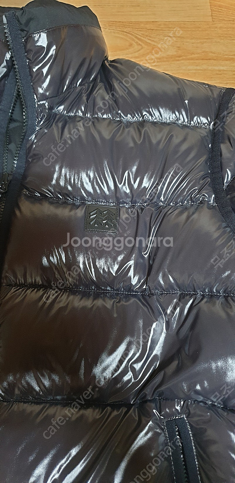 코오롱 거위패딩(유광) 100팝니다 실측기재--8