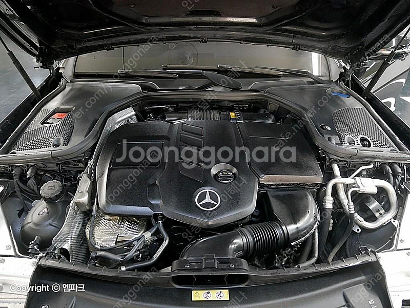 벤츠E-클래스 W213 E220d 아방가르드 (5인승)...--4