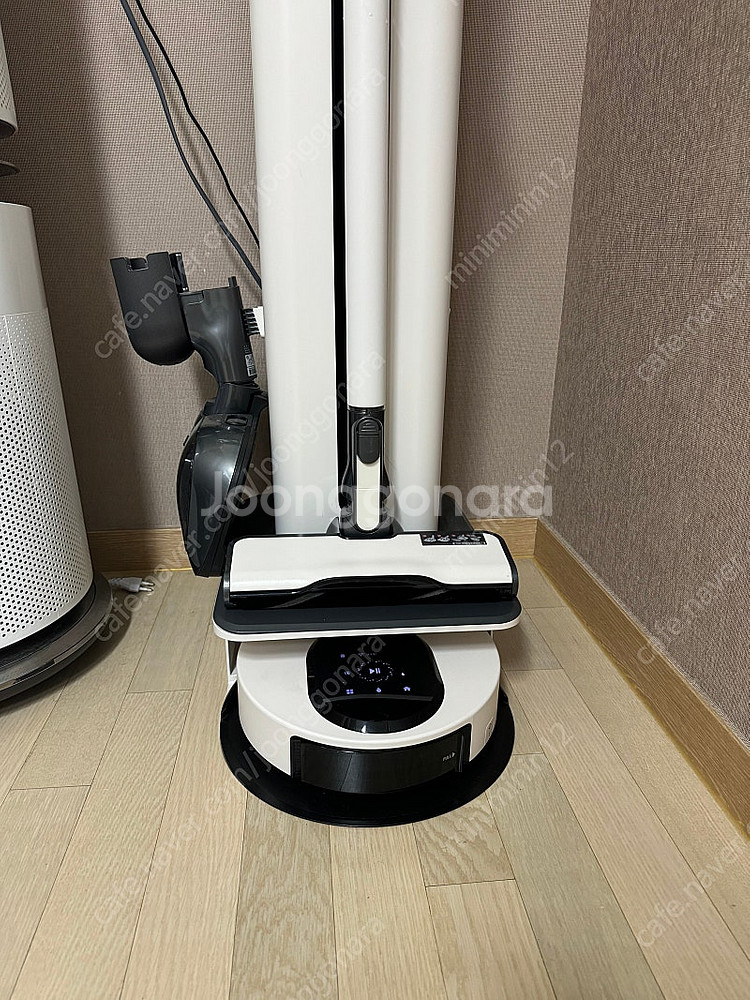 lg 오브제 로봇 청소기 (물걸레)--0