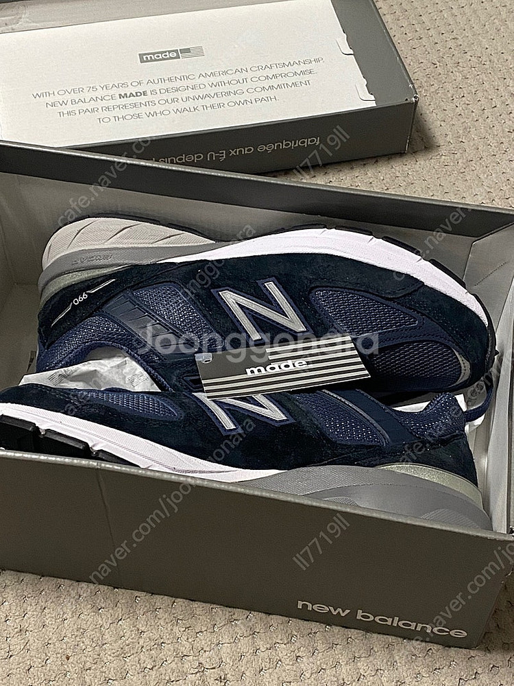 뉴발란스 990v5 네이비 255--1