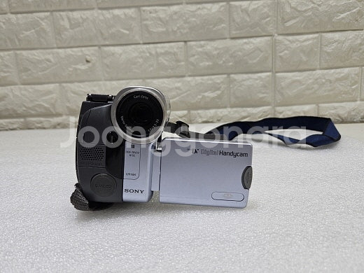 부품용 SONY 캠코더 DCR-TRV22 입니다--0