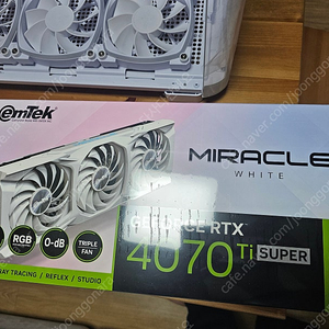 rtx4070ti 슈퍼 이엠텍 팝니다