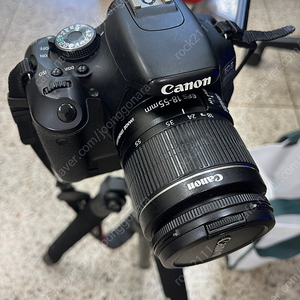 캐논 600d 기본풀셋 팝니다 (삼각대 포함)