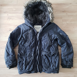 아베크롬비 헤비아우터. Mountain Washington wolfjaw heavy jacket. 마운틴워싱턴 울프죠 헤비야상자켓. 105사이즈.