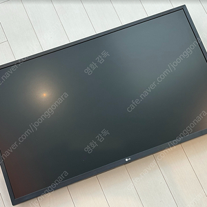 LG 32인치 UHD 모니터 32UD59 + ARM 포함하여 팝니다.