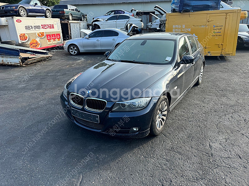 BMW E90 E바디 320i 후기형 부품차 각개합니다...--0