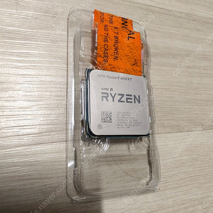 라이젠 Ryzen 3900XT (12C/24T) 판매합니다.