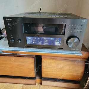 온쿄 TX-RZ70 11.2채널 AV리시버 풀박스 팝니다