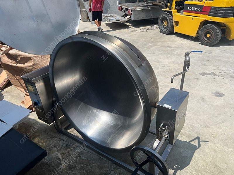 회전식 대용량 국솥 lng용 팝니다--7