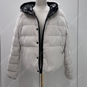 정품 moncler 몽클레어 malp 리버서블 에코퍼 다운 후드 패딩 0