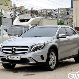 [벤츠]GLA클래스 X156 GLA200 D ★중고차★중고차매입★전액할부★저신용자★신불자★소액할부★현금★카드 전부 가능합니다!