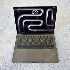 맥북프로 14인치 m3 pro 12/18 18ram 1tb