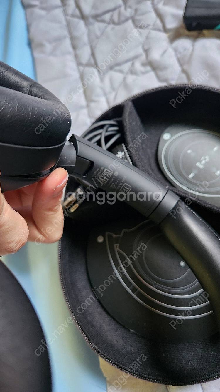 소니 WH-1000XM4 헤드폰--2