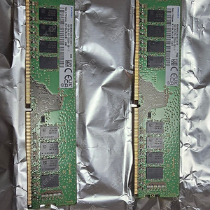 삼성 DDR4-3200 16G RAM 2개 팝니다. 인하