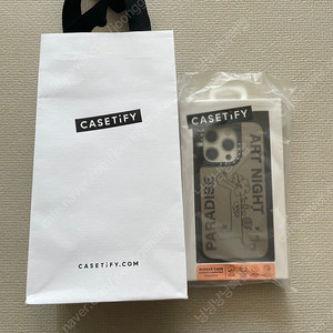 케이스티파이 casetify 한정판 케이스 (애플 아이폰 15 pro 기종, 파라다이스 아트 나잇)