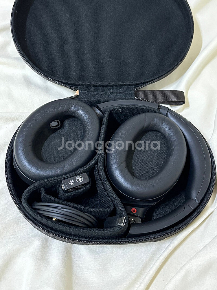 소니헤드셋 WH1000XM4 블랙--3