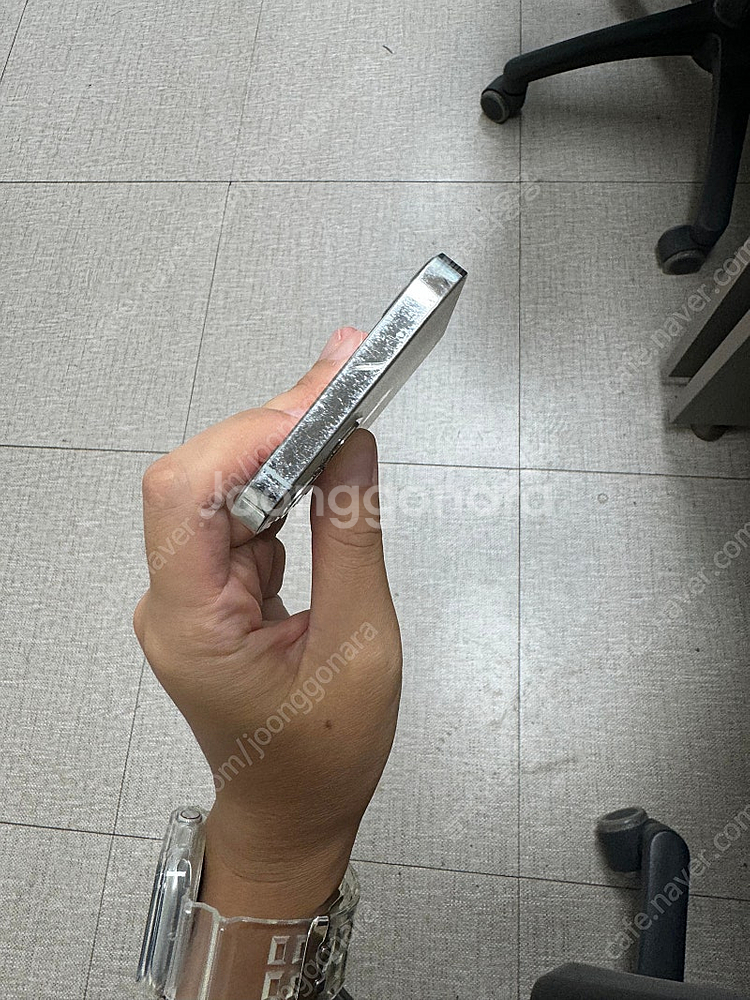 아이폰12pro 화이트 256 (카메라불량)--4