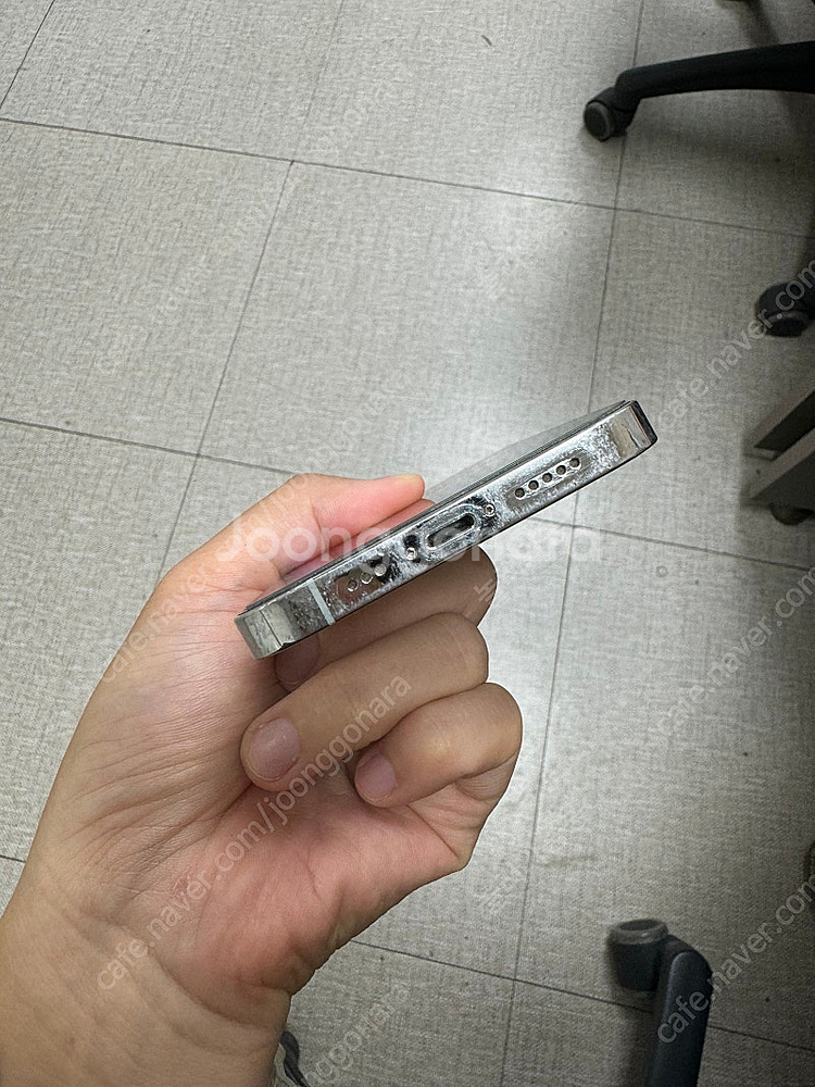아이폰12pro 화이트 256 (카메라불량)--7