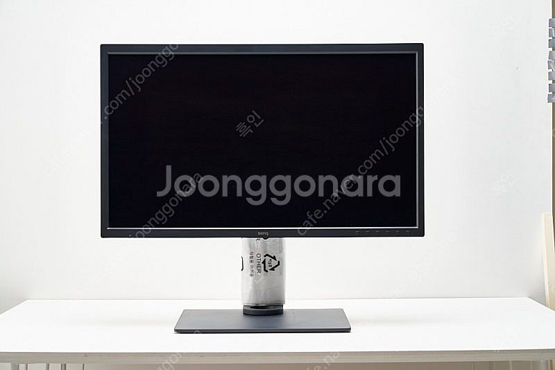 벤큐 SW321C 32인치 4k 모니터 판매합니다.--0