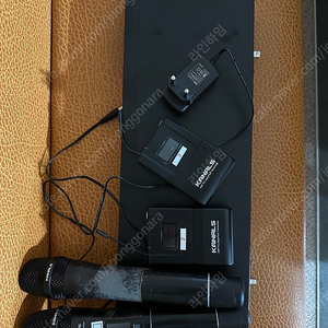 카날스 SR-2002 무선마이크 팝니다.