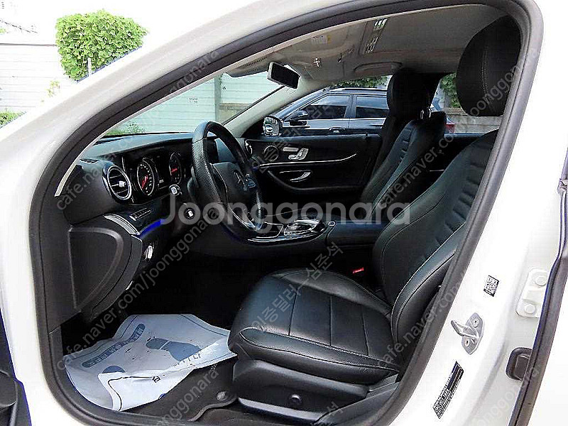 벤츠E-클래스 W213 E220d 아방가르드 (5인승)...--4