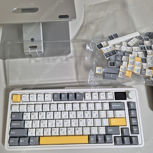 FL ESPORTS CMK75 기계식키보드 팝니다