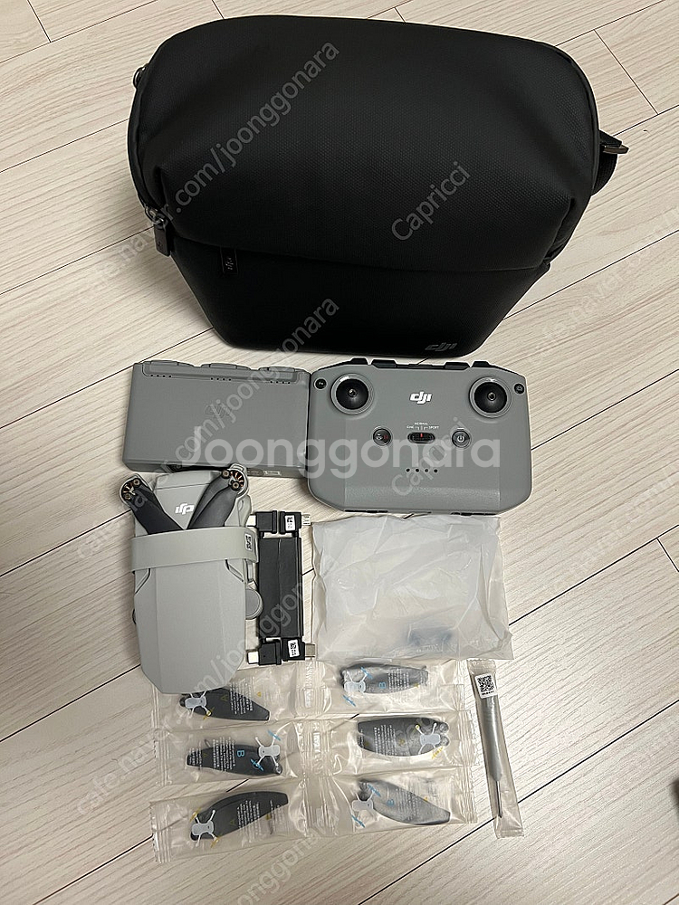 Dji mini2 플라이모어 콤보--0