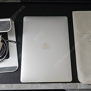 맥북 에어 M1 13인치 512 실버 + 매직마우스2 + 파우치 + 스탠드 macbook air