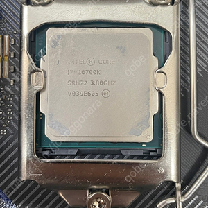 i7-10700K 정품팝니다.