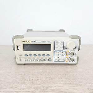 Rigol 리골 DG1022 20MHz Function / Arbitrary Waveform Generator 파형발생기