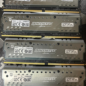 Ballistix 발리스틱스 ddr4 3000 8g x 4 32g 풀뱅 팝니다