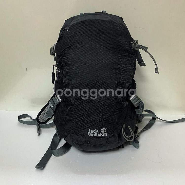 잭울프스킨 등산배낭 20L 상태좋음--0