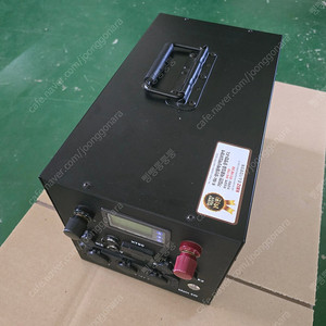 다이펑 인산철 12V 280Ah 캠핑 차박 다목적 파워뱅크 팝니다