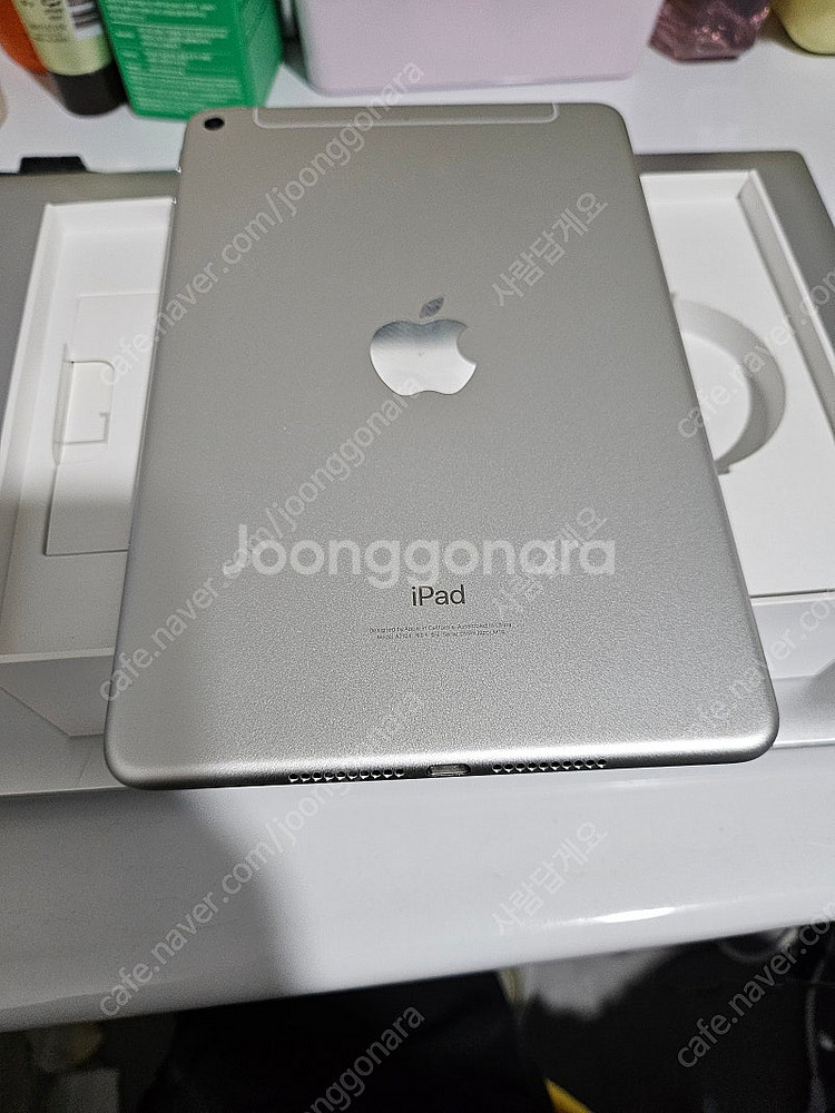 아이패드 미니5 셀룰러 64기가 풀박스 S급 팝니다--0