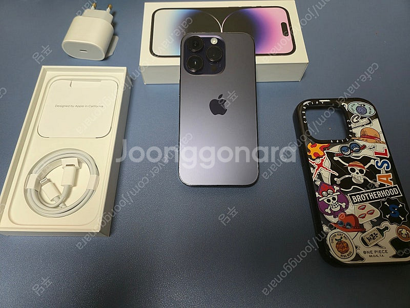 아이폰 14 PRO 256GB 딥퍼플 팝니다.--0