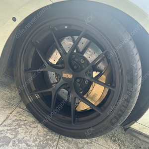 Bmw m4 m5 m6 카본세라믹브레이크 + BBS RID 20인치 셋트로 팝니다